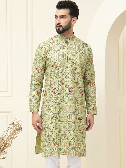 Men’s Green & Black Geometric Printed Cotton Kurta – Mandarin Collar, Knee Length, Regular Fit | Indiaista