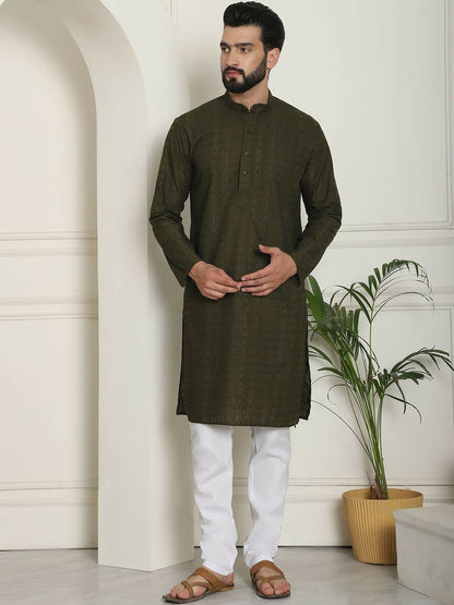 Men's Green Geometric Embroidered Kurta with Mandarin Collar – Pure Cotton, Thread Work, Knee-Length | Indiaista