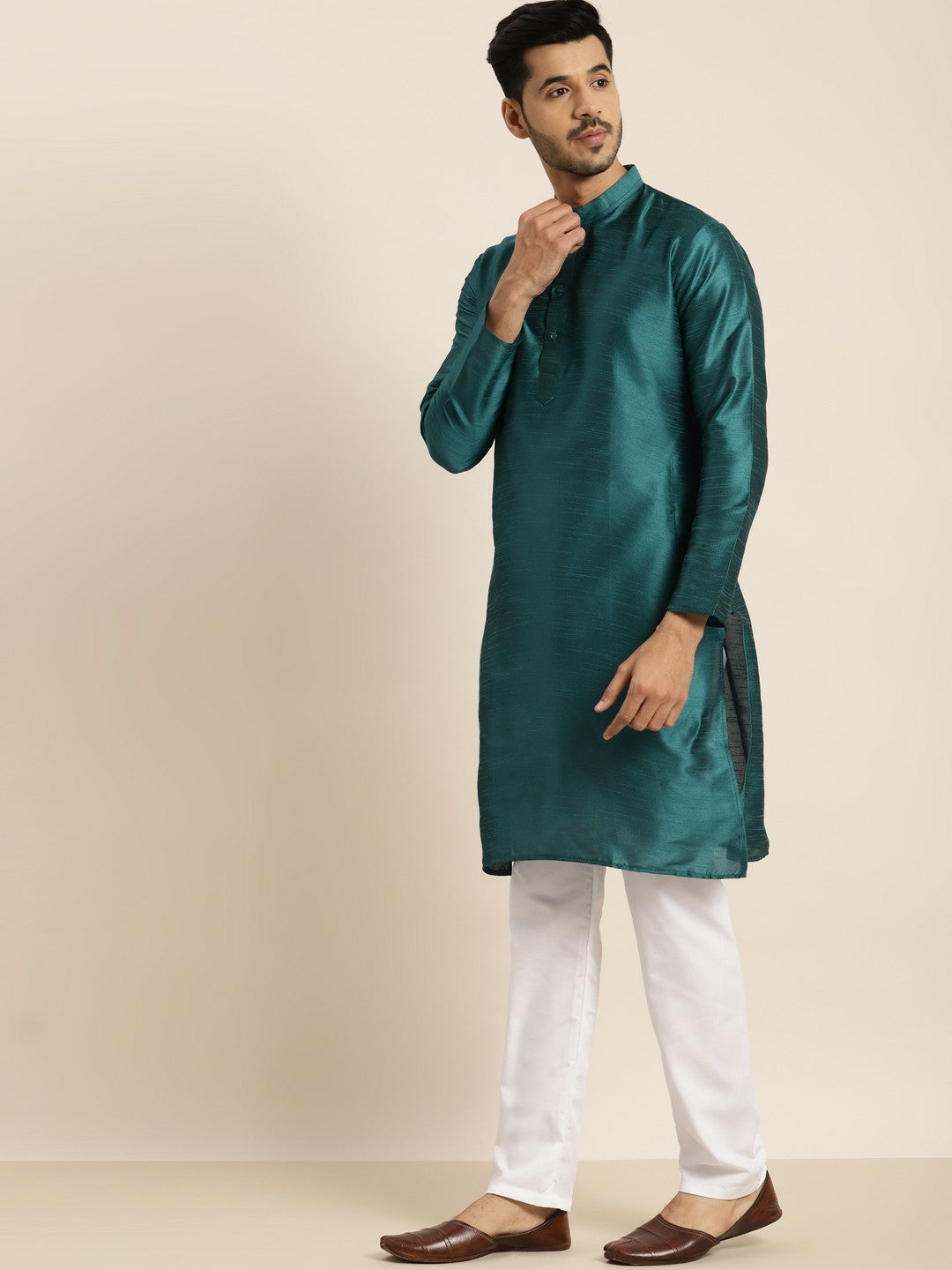 Men’s Green Solid Kurta – Mandarin Collar, Knee-Length, Regular Silk Fabric | Indiaista