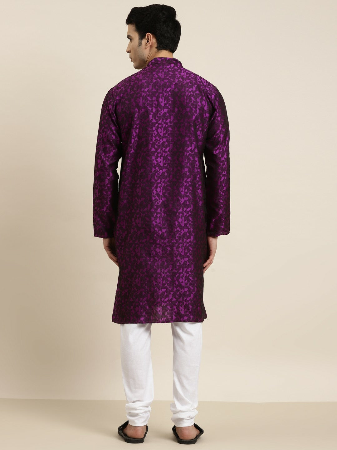 Purple & Pink Self-Design Men’s Kurta – Geometric Woven, Mandarin Collar, Silk | Indiaista