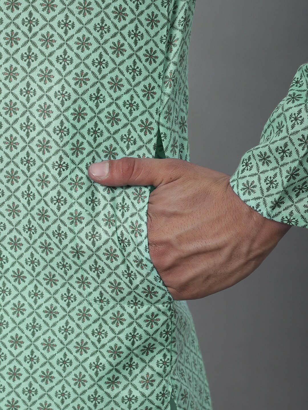 Sea Green Geometric Printed Men’s Kurta – Mandarin Collar, Knee Length, Cotton Linen | Indiaista