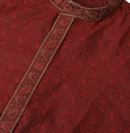 Men’s Red Embroidered Straight Kurta – Mandarin Collar, Long Sleeves, Side Slits | Indiaista