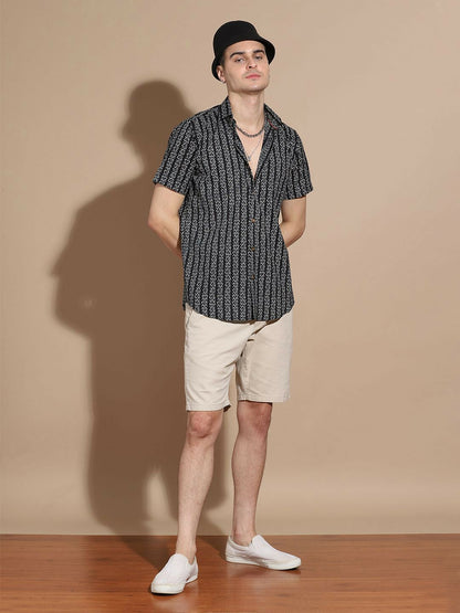 Men’s Black Geometric Print Cotton Shirt – Sharp Style, Everyday Ease