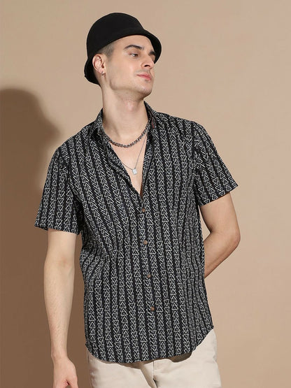 Men’s Black Geometric Print Cotton Shirt – Sharp Style, Everyday Ease