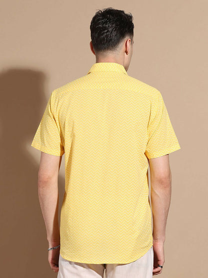 Men's Yellow Cotton Shirt with Chevron Print & Cutaway Collar