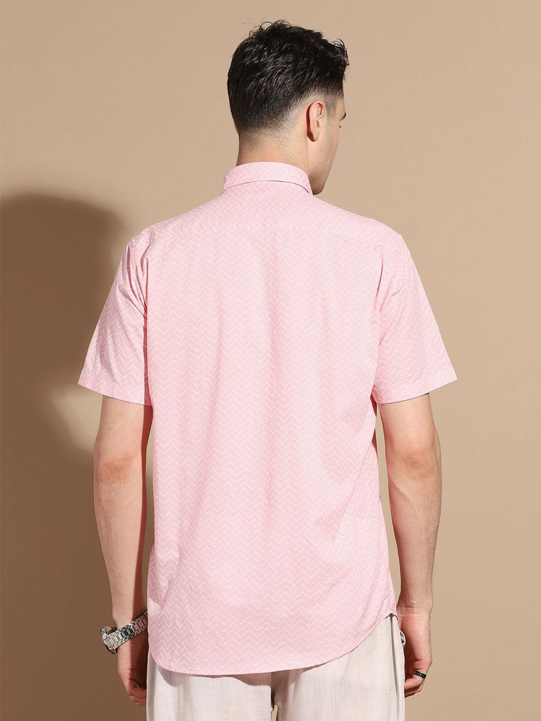 Men's Pink Chevron Print Cotton Shirt with Cutaway Collar