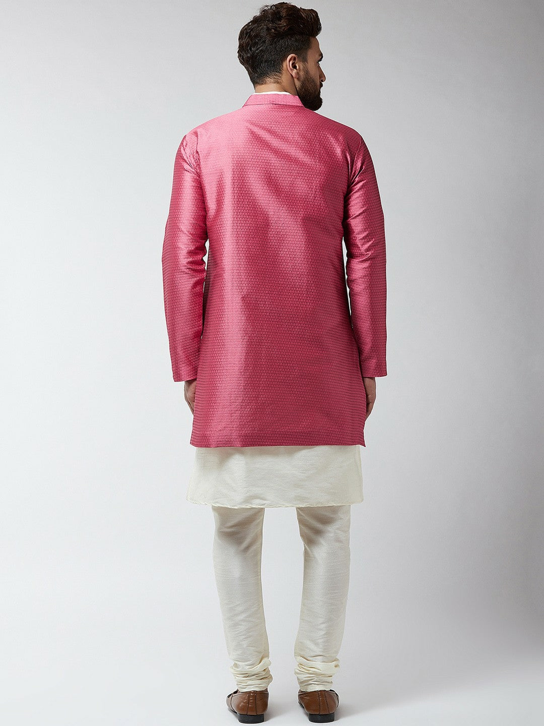 Men’s Off-White & Pink Self-Design Sherwani Set – Elegant Ethnic Wear | Indiaista