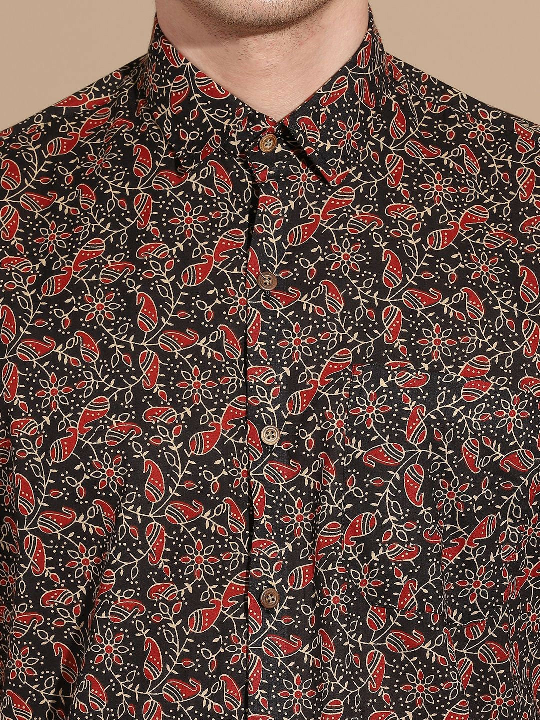 Maroon Opaque Casual Shirt for Men – Smart Cutaway Collar Floral Printed Cotton Shirt