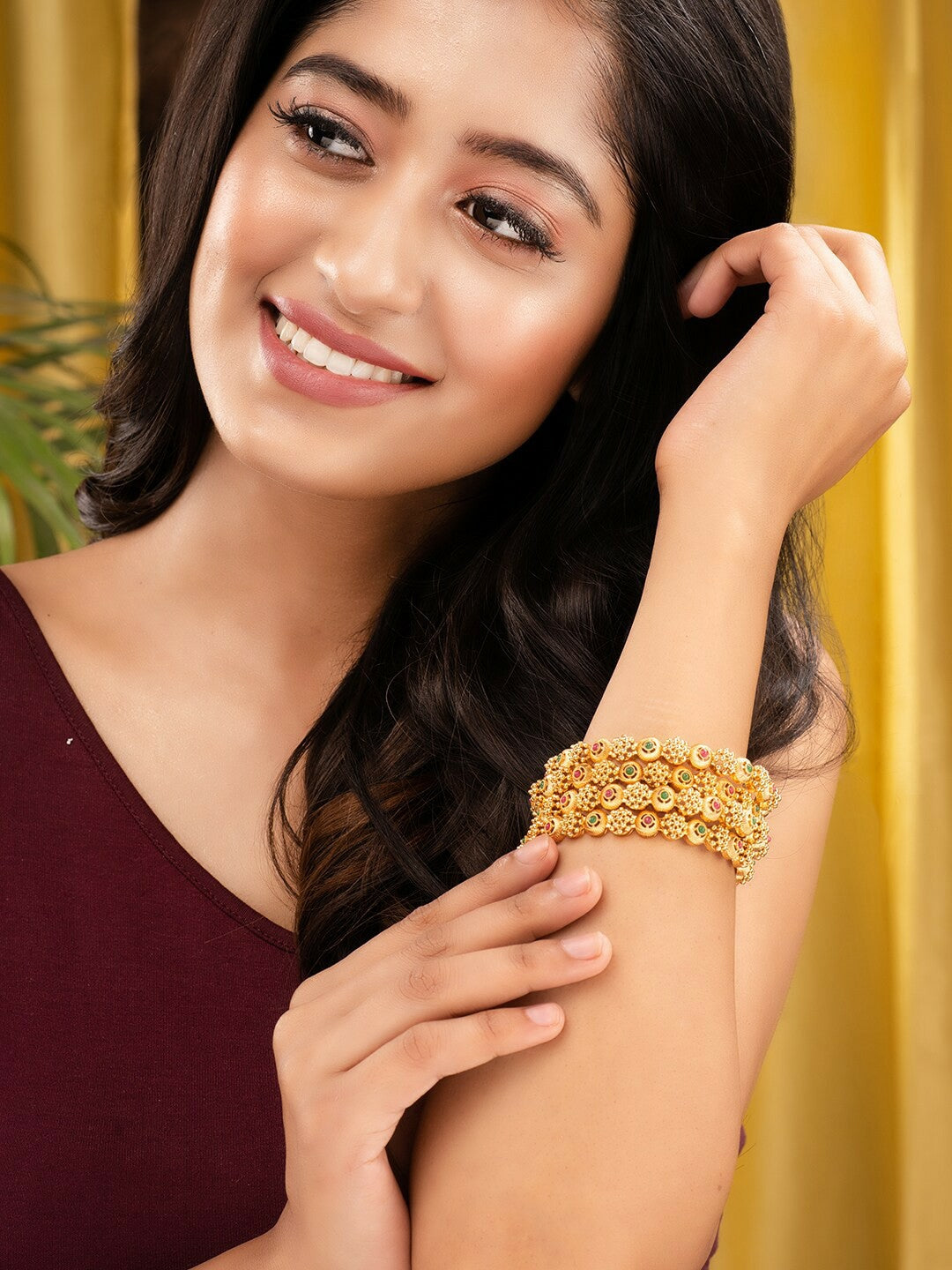 Elegant Set of 4 Gold-Plated & White Bangles with American Diamonds – Indiaista