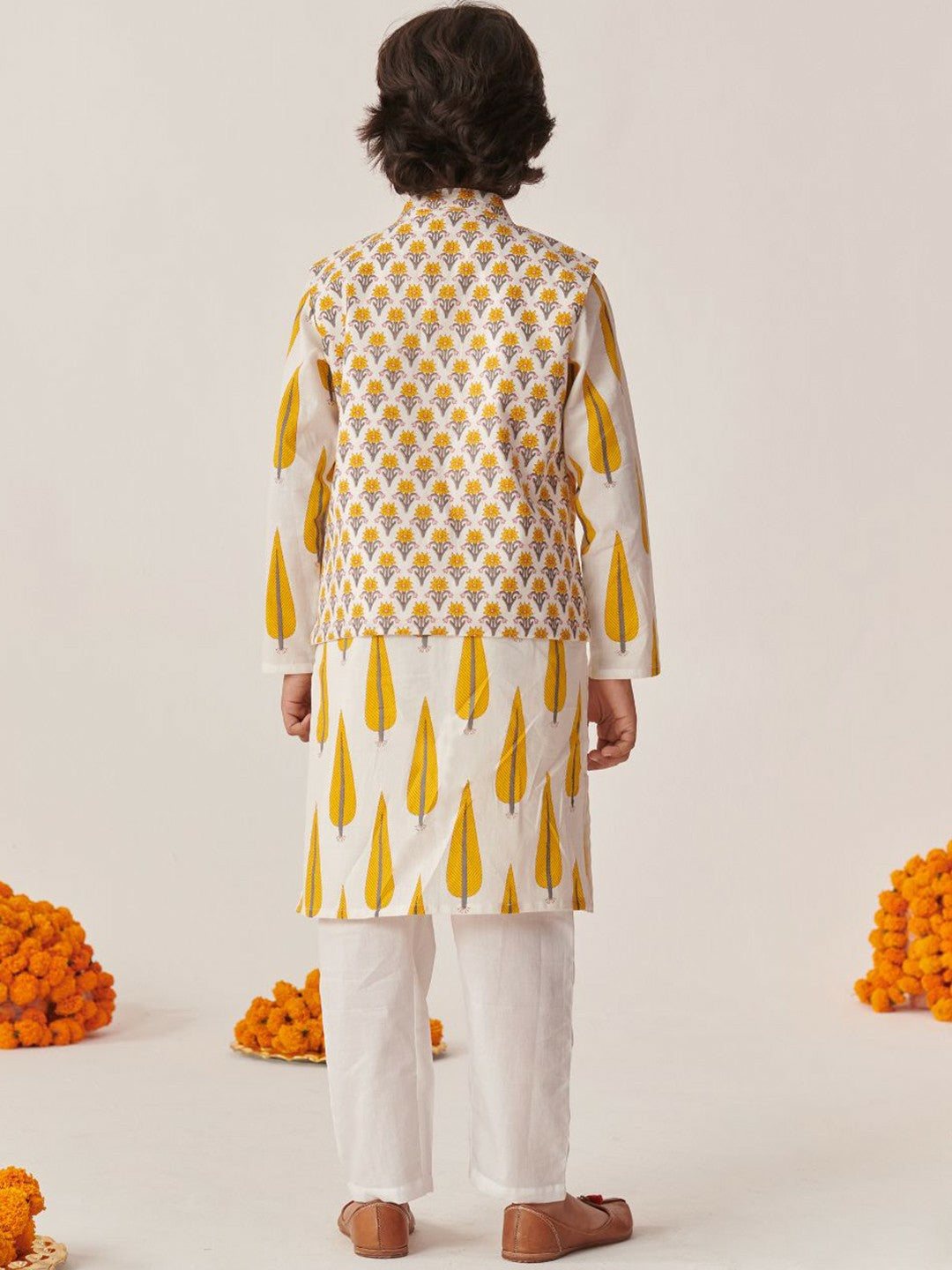 Boys Ethnic Motifs Printed Kurta with Trousers – Festive & Wedding Wear Outfit