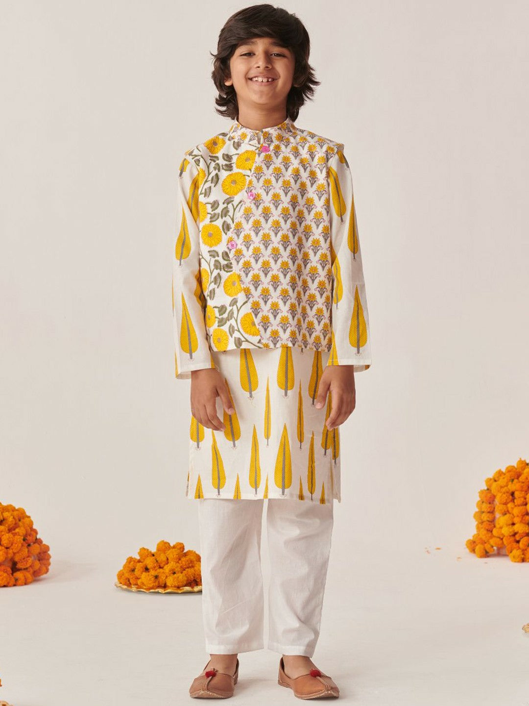 Boys Ethnic Motifs Printed Kurta with Trousers – Festive & Wedding Wear Outfit