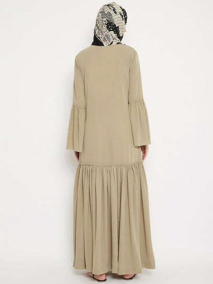 Beige Solid Abaya Burqa for Women – Modest Islamic Wear with Flared Hem & Pockets
