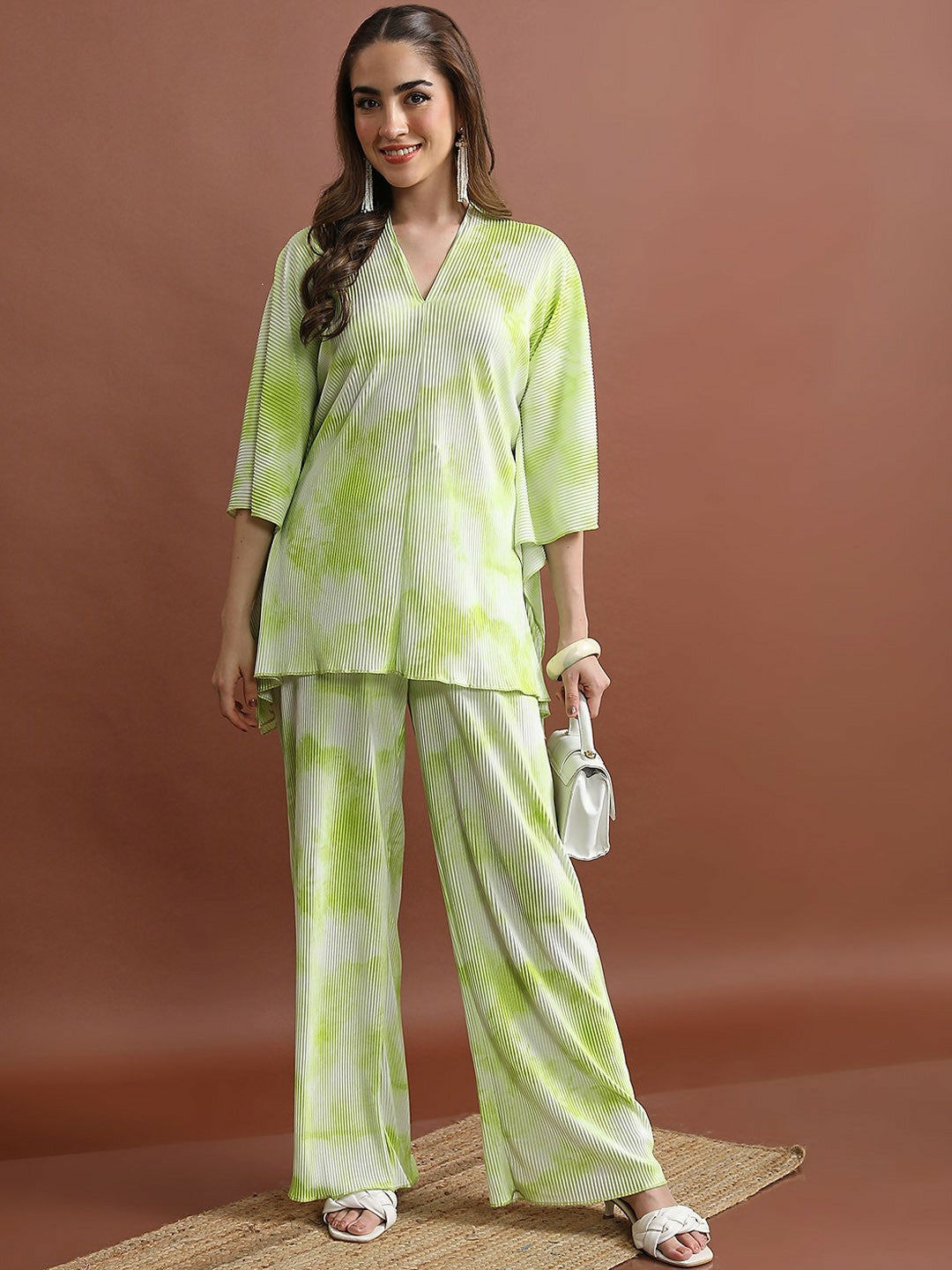 Lime Green Women’s Co-ord Set – Kaftan & Palazzo | Stylish Ethnic Wear – Indiaista