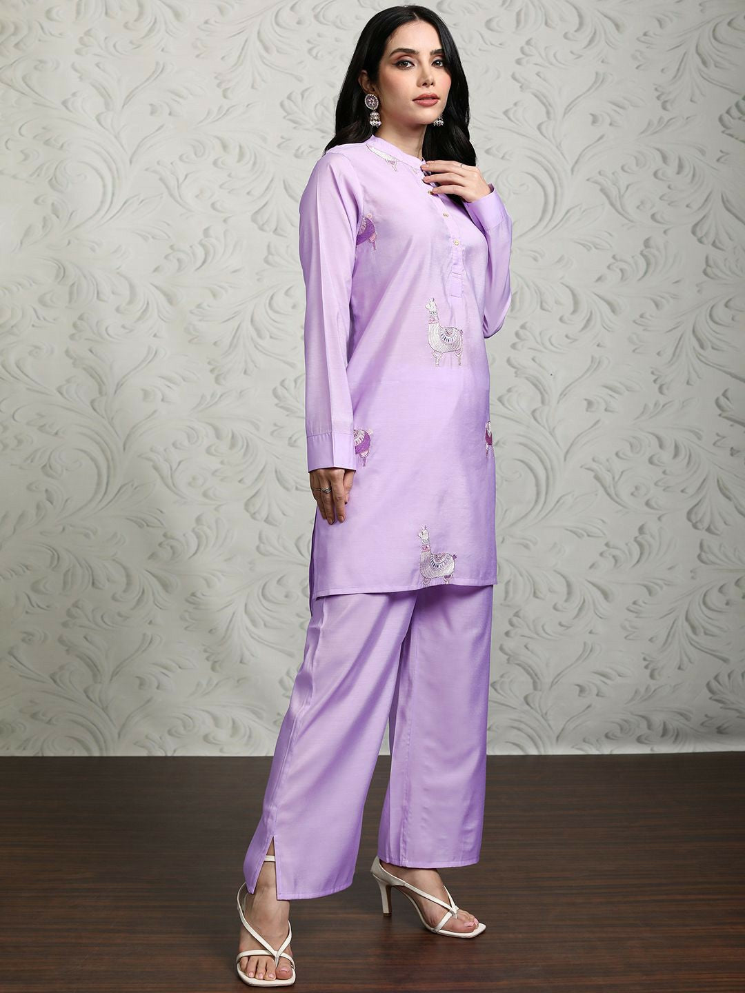 Lavender & White Embroidered Women’s Co-Ord Set – Tunic & Palazzo | Indiaista