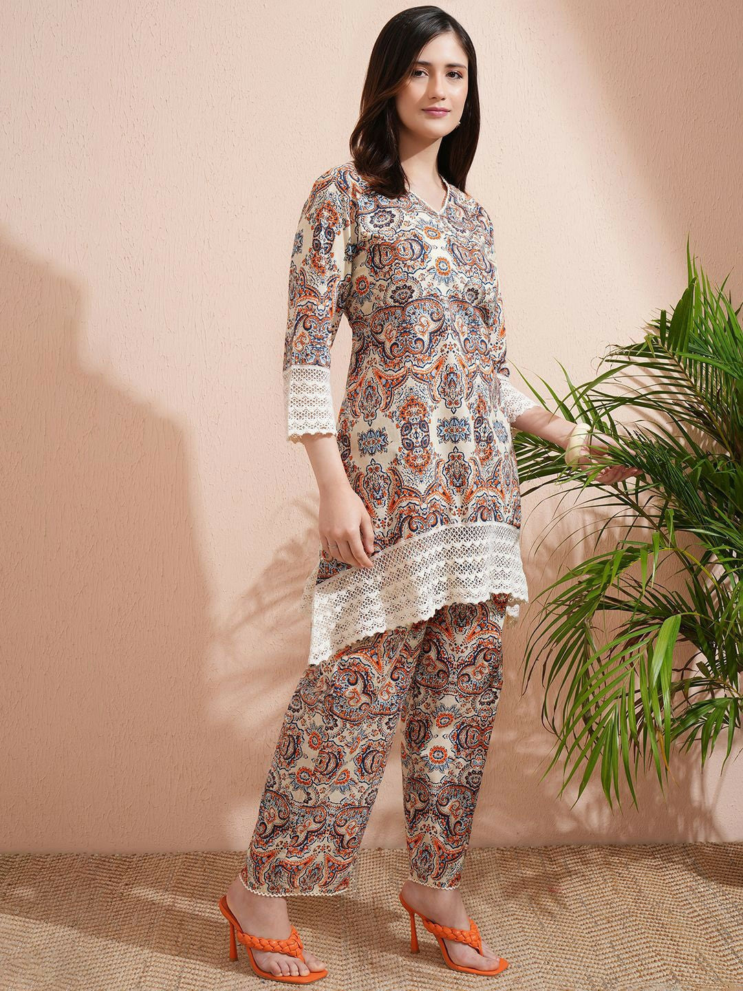 Stylish Women’s Printed Co-Ord Set – V-Neck Top & Trouser | Indiaista