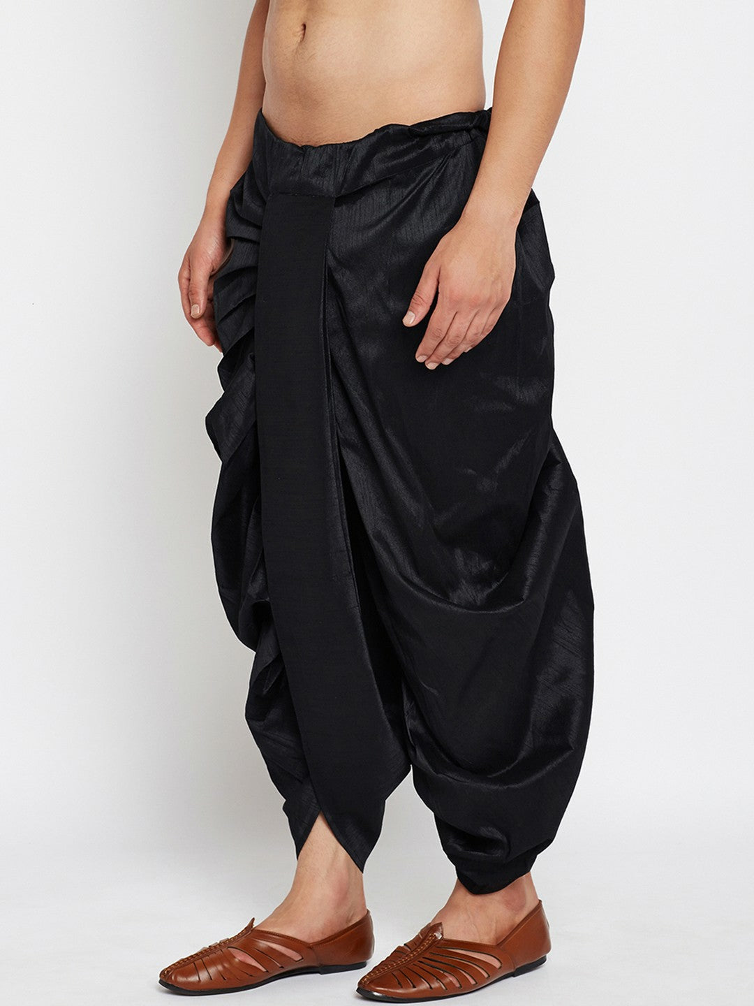 Buy Men’s Black Dhoti Pants – Stylish Mid-Rise with Drawstring | Indiaista