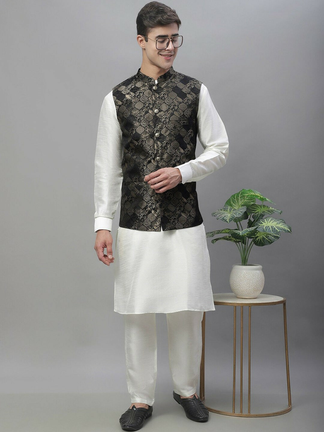Men's Black Woven Design Nehru Jacket