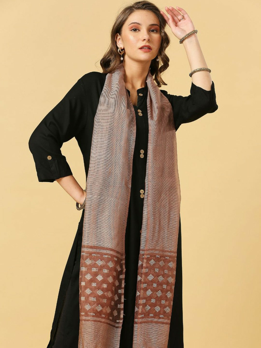 Brown Geometric Woven Dupatta – Ethnic Tasselled Border Wrap for Women