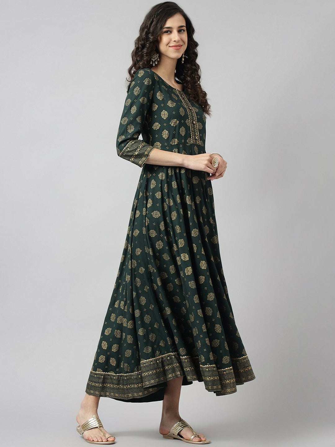 Green & Gold-Toned Ethnic Motif Printed Maxi Dress – A-Line Flared Ethnic Wear for Women