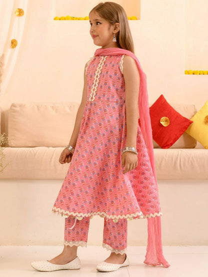 Buy Pink Floral Printed Girls Kurta Set with Trousers & Dupatta | Indiaista