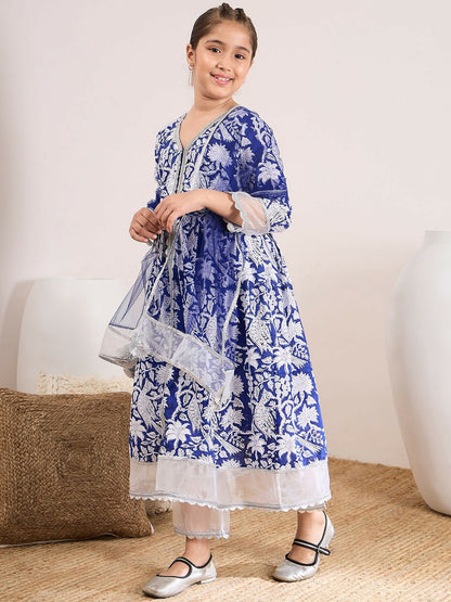 Buy Blue & White Floral Printed Girls Kurta Set with Palazzos & Dupatta – Pure Cotton | Indiaista