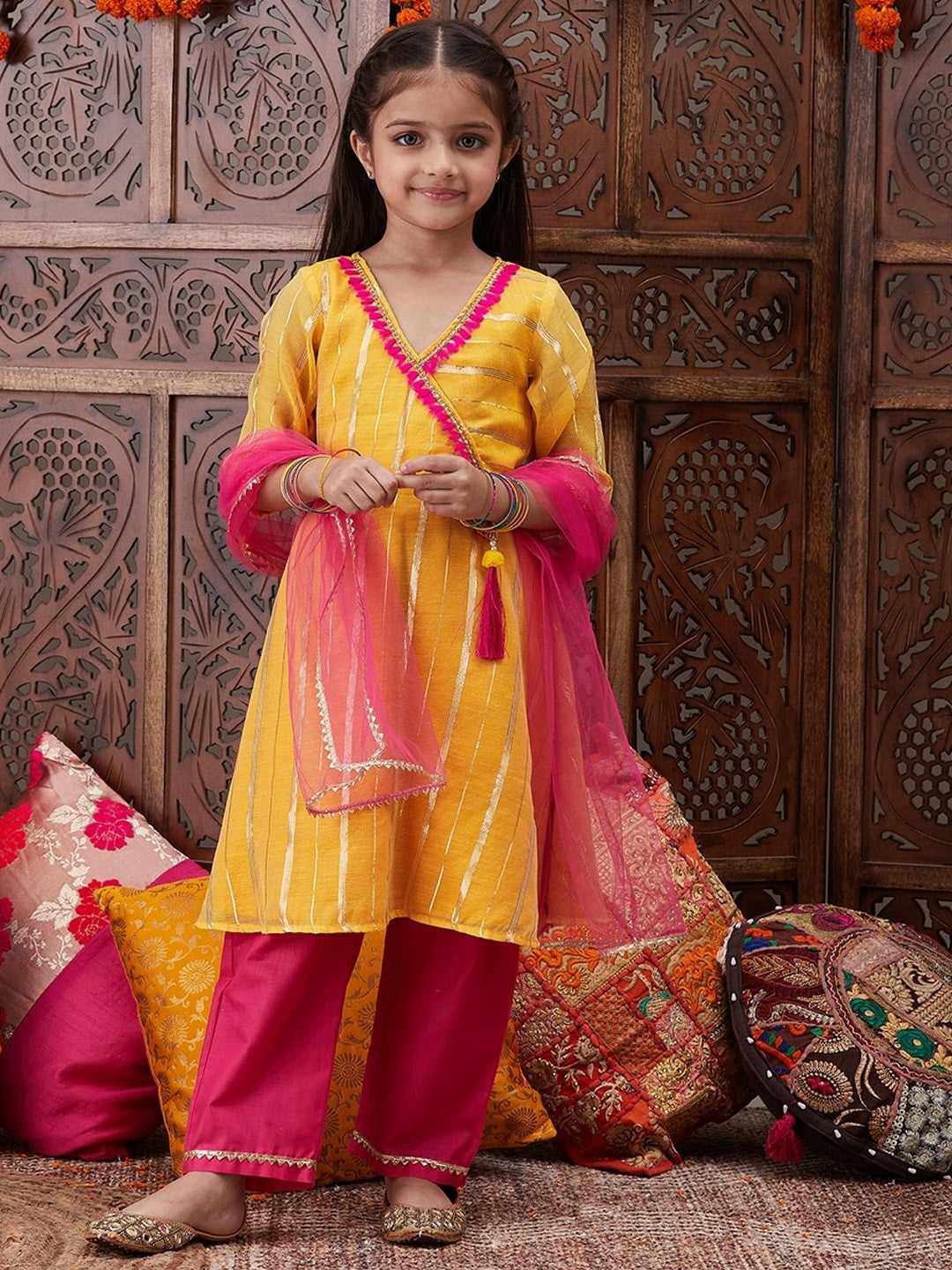 Girls' Yellow & Pink Embroidered Anarkali Kurta Set – Chanderi Cotton | Indiaista