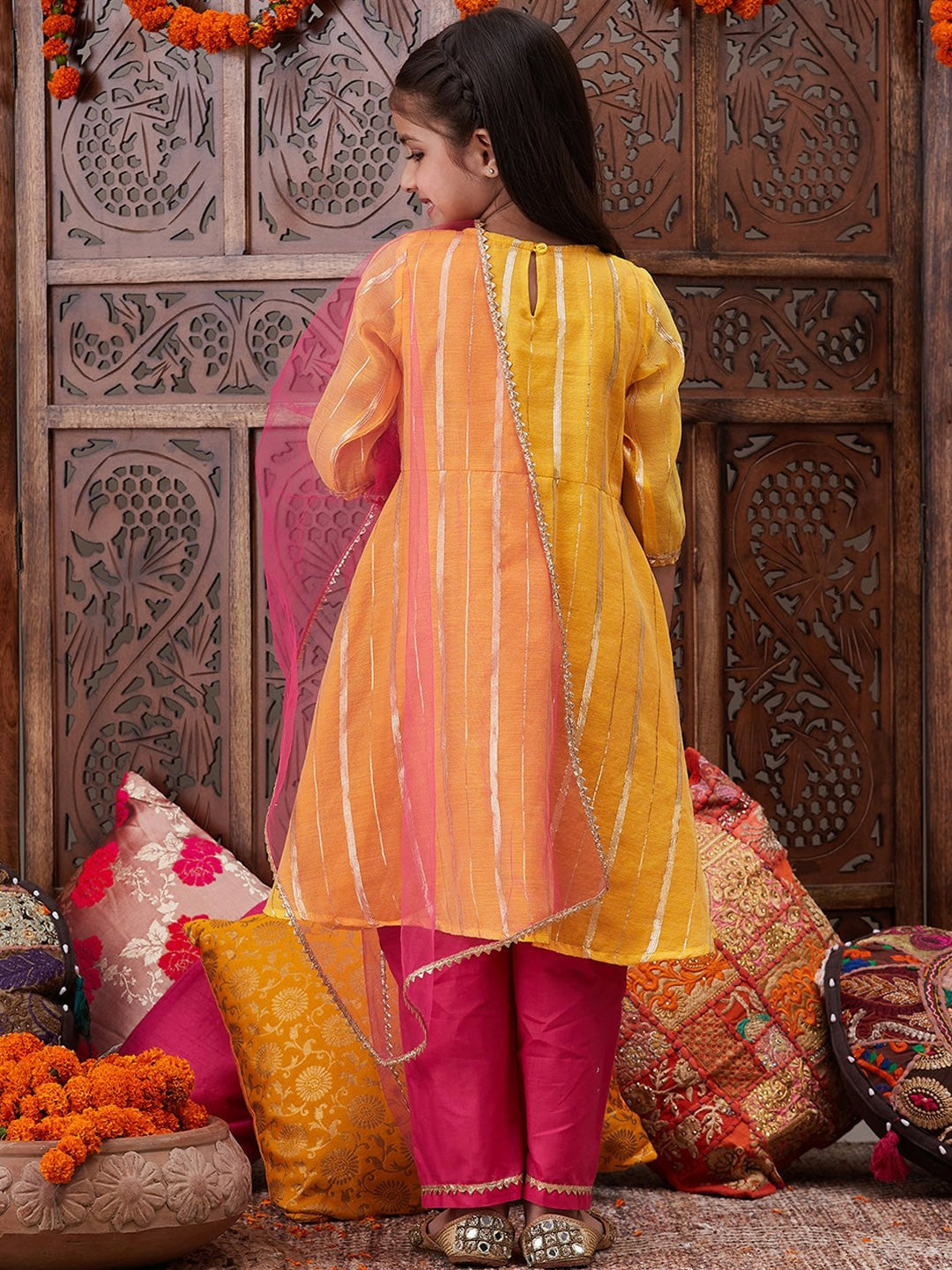 Girls' Yellow & Pink Embroidered Anarkali Kurta Set – Chanderi Cotton | Indiaista