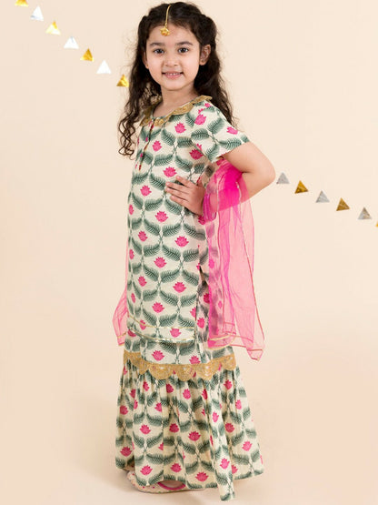 Buy Girls Off White Floral Yoke Design Kurti with Skirt & Dupatta | Pure Cotton | Indiaista