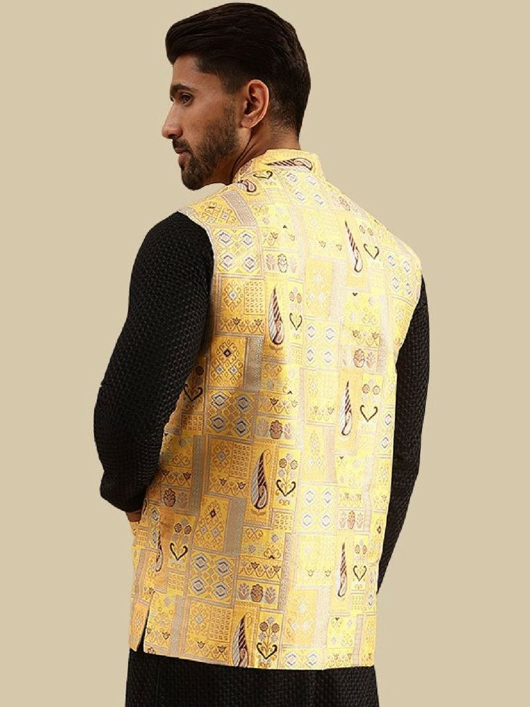 Men’s Geometric Brocade Design Nehru Jacket – Traditional Elegance