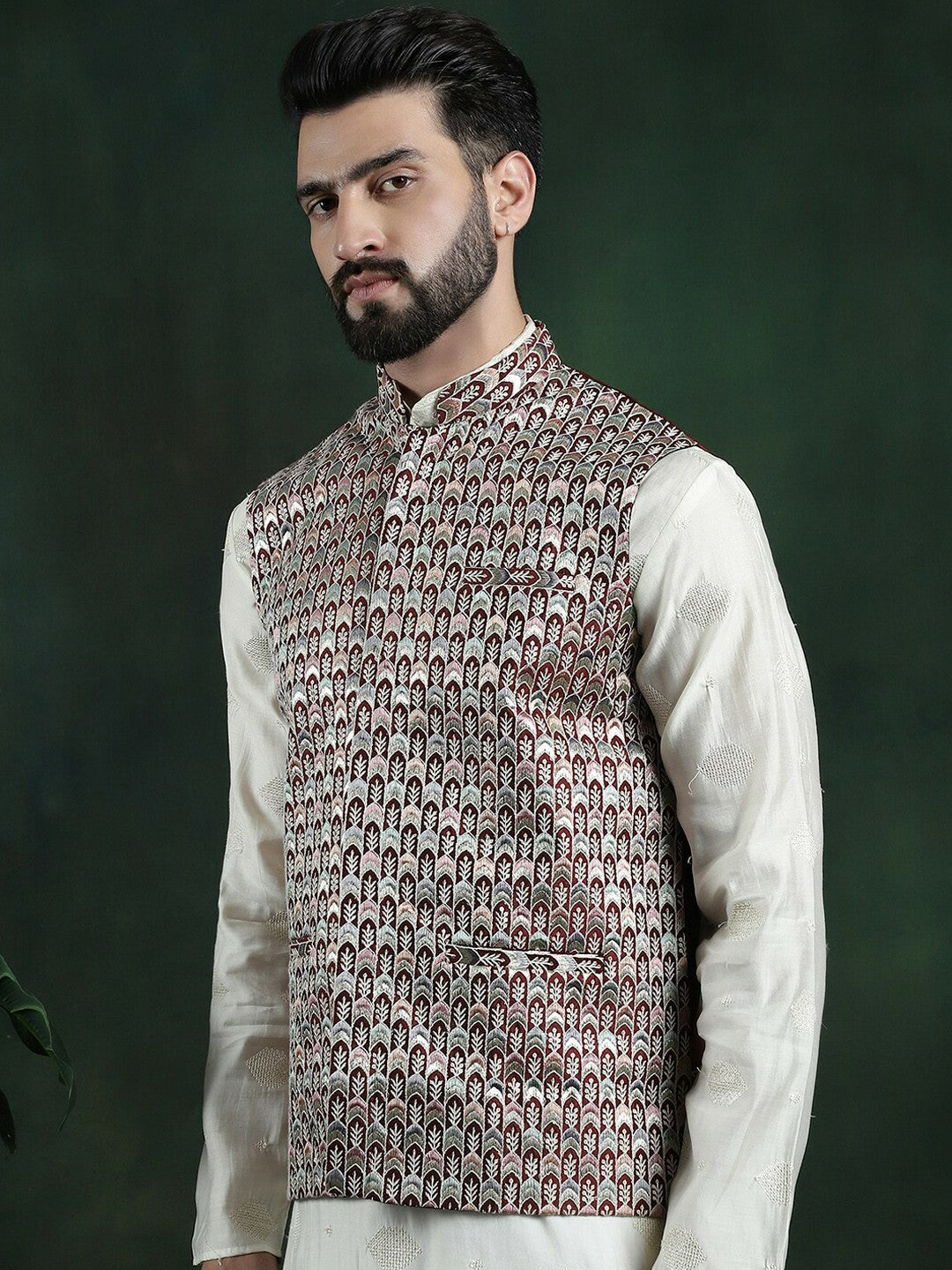 Men’s Geometric Woven Nehru Jacket – Contemporary Elegance