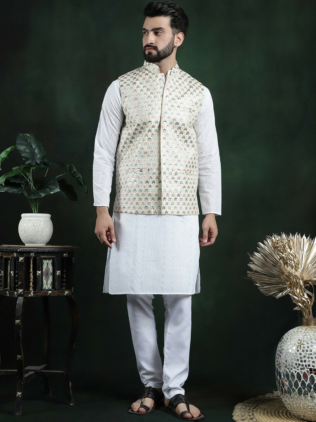 Men’s Embroidered Woven Nehru Jacket – Timeless Elegance