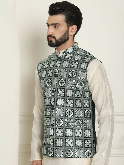 Men’s Premium Embroidered Nehru Jacket – Traditional Elegance
