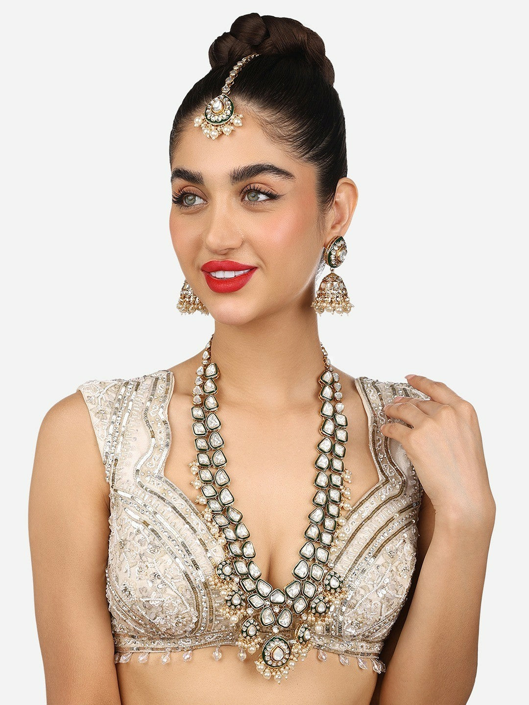 Women’s Gold-Plated Kundan Jewellery Set – Necklace, Earrings & Maang Tikka | Indiaista