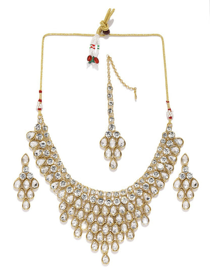 Buy Women Gold-Toned Traditional Jewellery Set Online | Indiaista