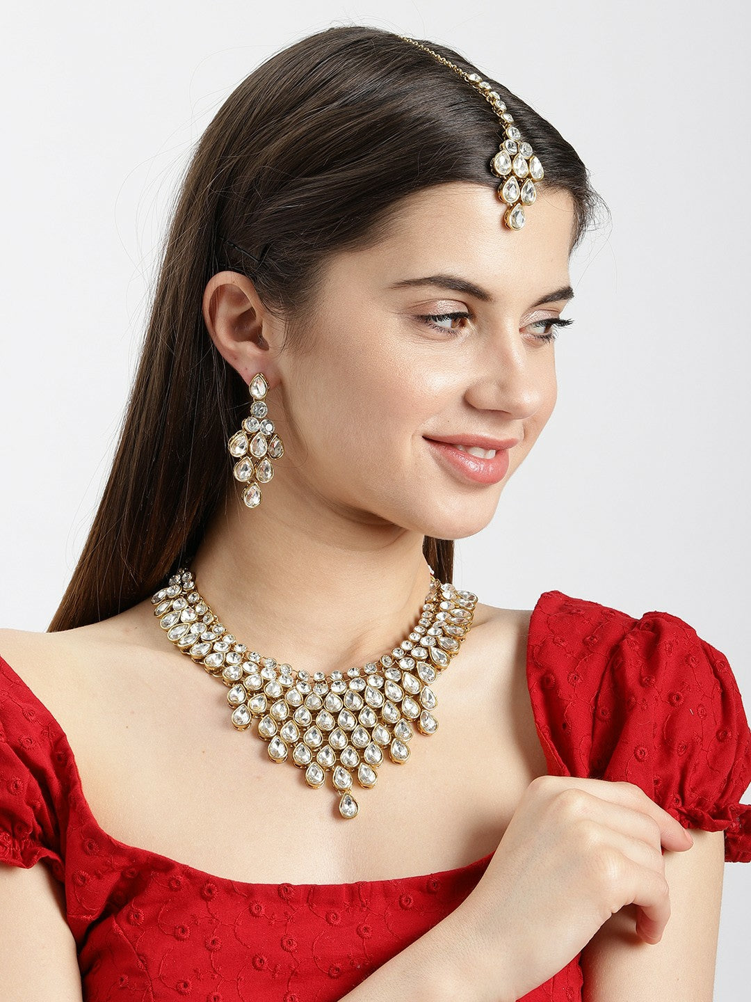 Buy Women Gold-Toned Traditional Jewellery Set Online | Indiaista