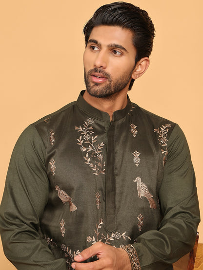 Men’s Olive Green Embroidered Thread Work Kurta – Mandarin Collar, Pure Cotton