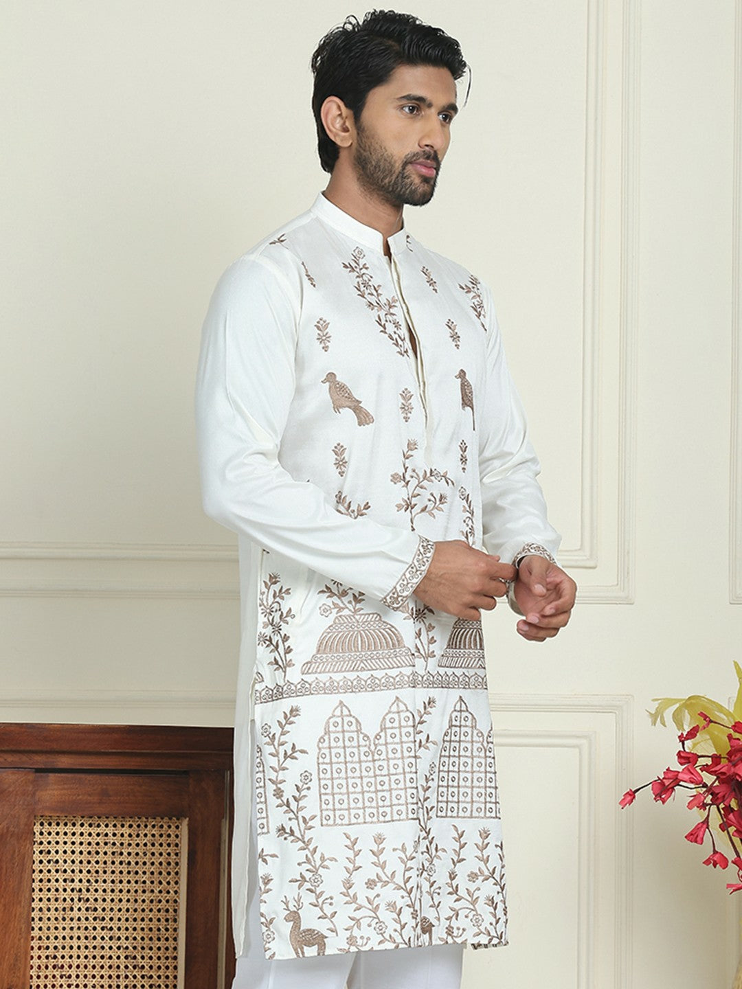 Men’s White & Brown Ethnic Motifs Embroidered Straight Kurta – Mandarin Collar, Thread Work