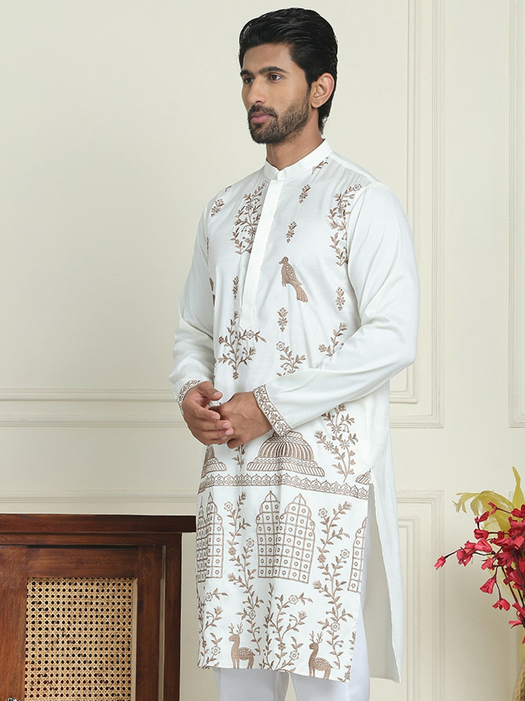 Men’s White & Brown Ethnic Motifs Embroidered Straight Kurta – Mandarin Collar, Thread Work