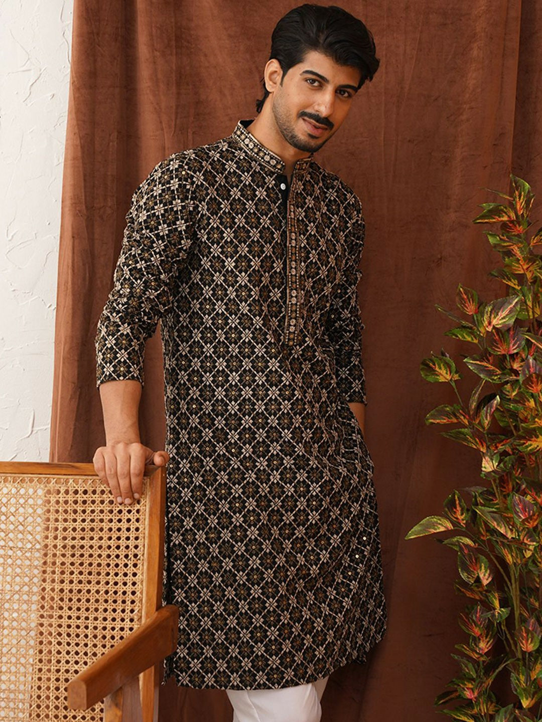 Men’s Black Geometric Sequinned Kurta – Viscose Rayon, Mandarin Collar