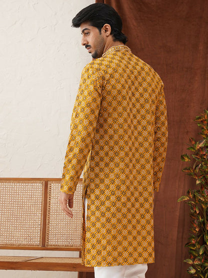 Men’s Yellow Geometric Sequinned Kurta – Viscose Rayon, Mandarin Collar