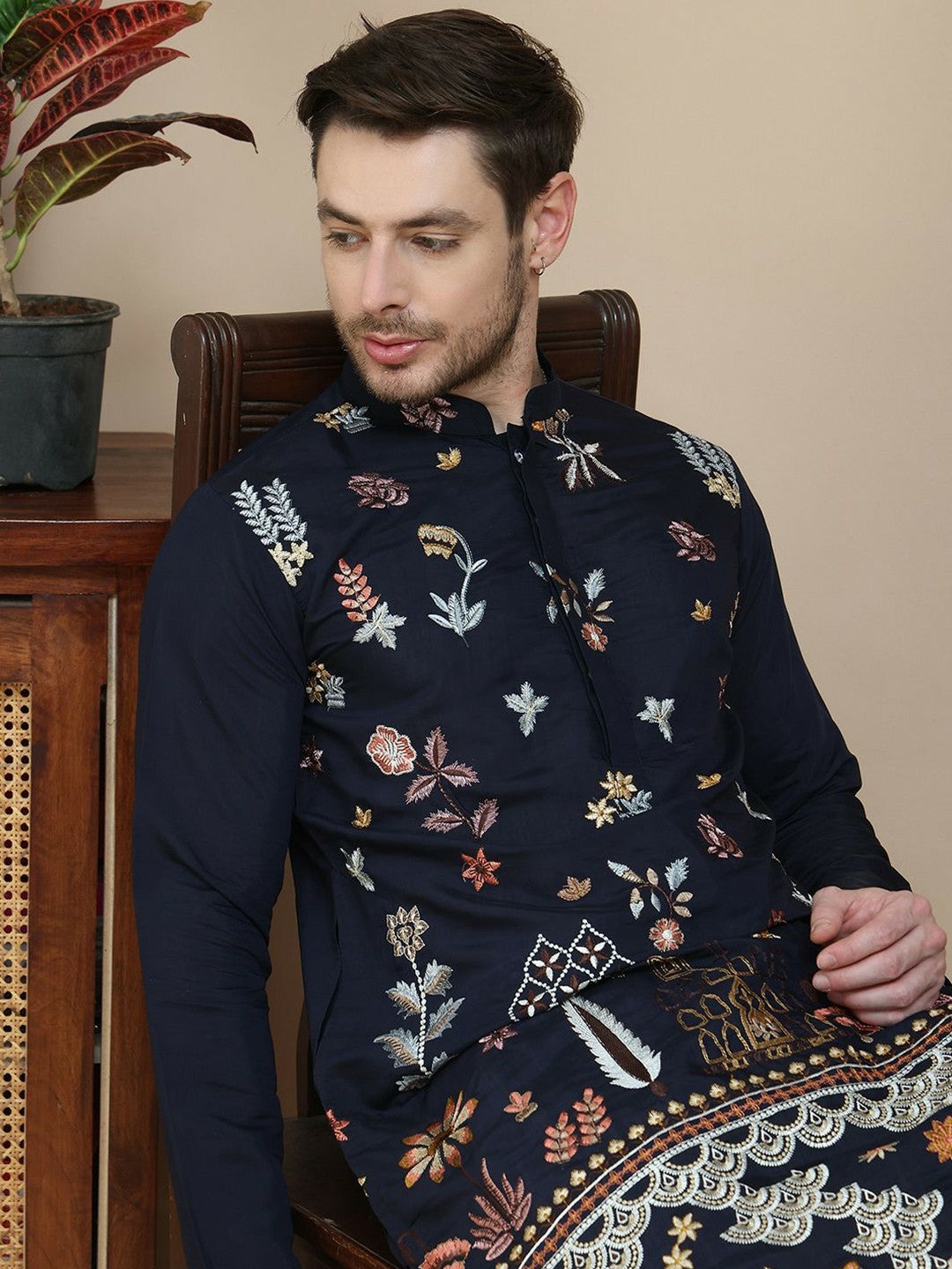 Men’s Navy Blue & Grey Floral Chikankari Kurta – Silk-Cotton Blend, Mandarin Collar