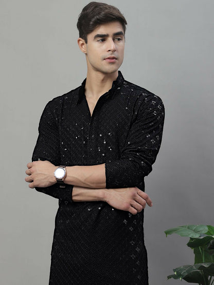 Indiaista Men’s Black Geometric Embroidered Sequinned Kurta – 100% Cotton