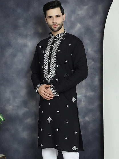 Men’s Black Floral Embroidered Kurta with Thread Work – Cotton Silk | indiaista