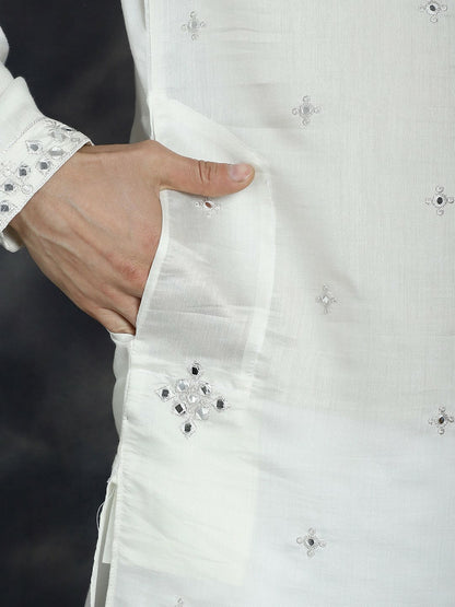 Men’s White Abstract Embroidered Cotton Blend Kurta with Shirt Collar | indiaista