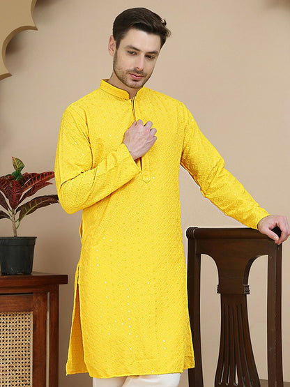 Men’s Geometric Embroidered Sequinned Kurta – Mandarin Collar