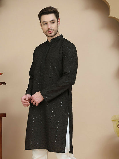 Men’s Black Geometric Embroidered Kurta – Sequinned with Mandarin Collar