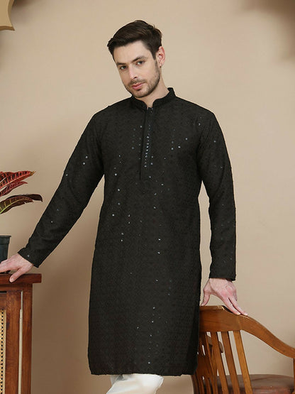 Men’s Black Geometric Embroidered Kurta – Sequinned with Mandarin Collar
