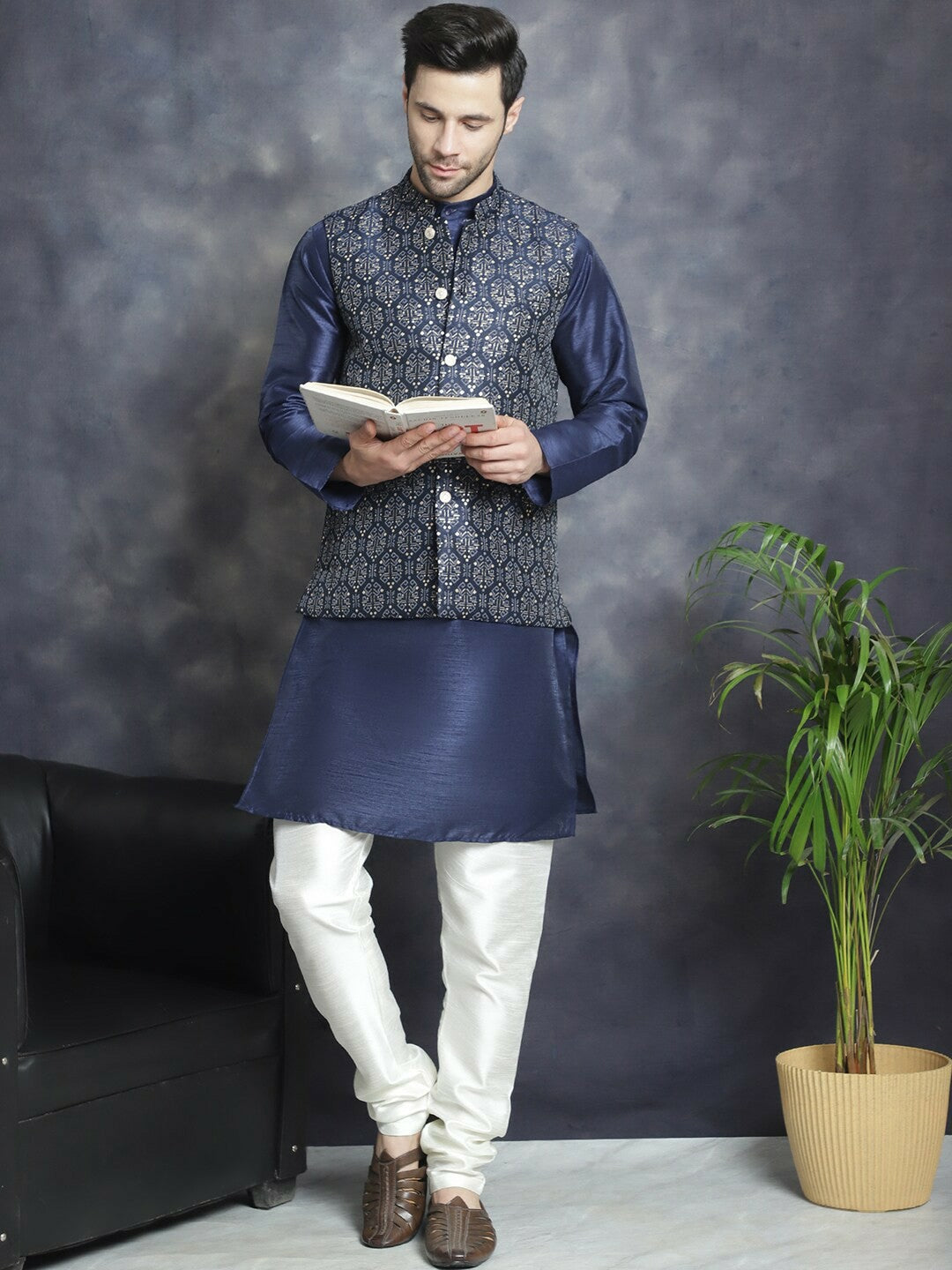 Men’s Navy Blue Ethnic Printed Nehru Jacket