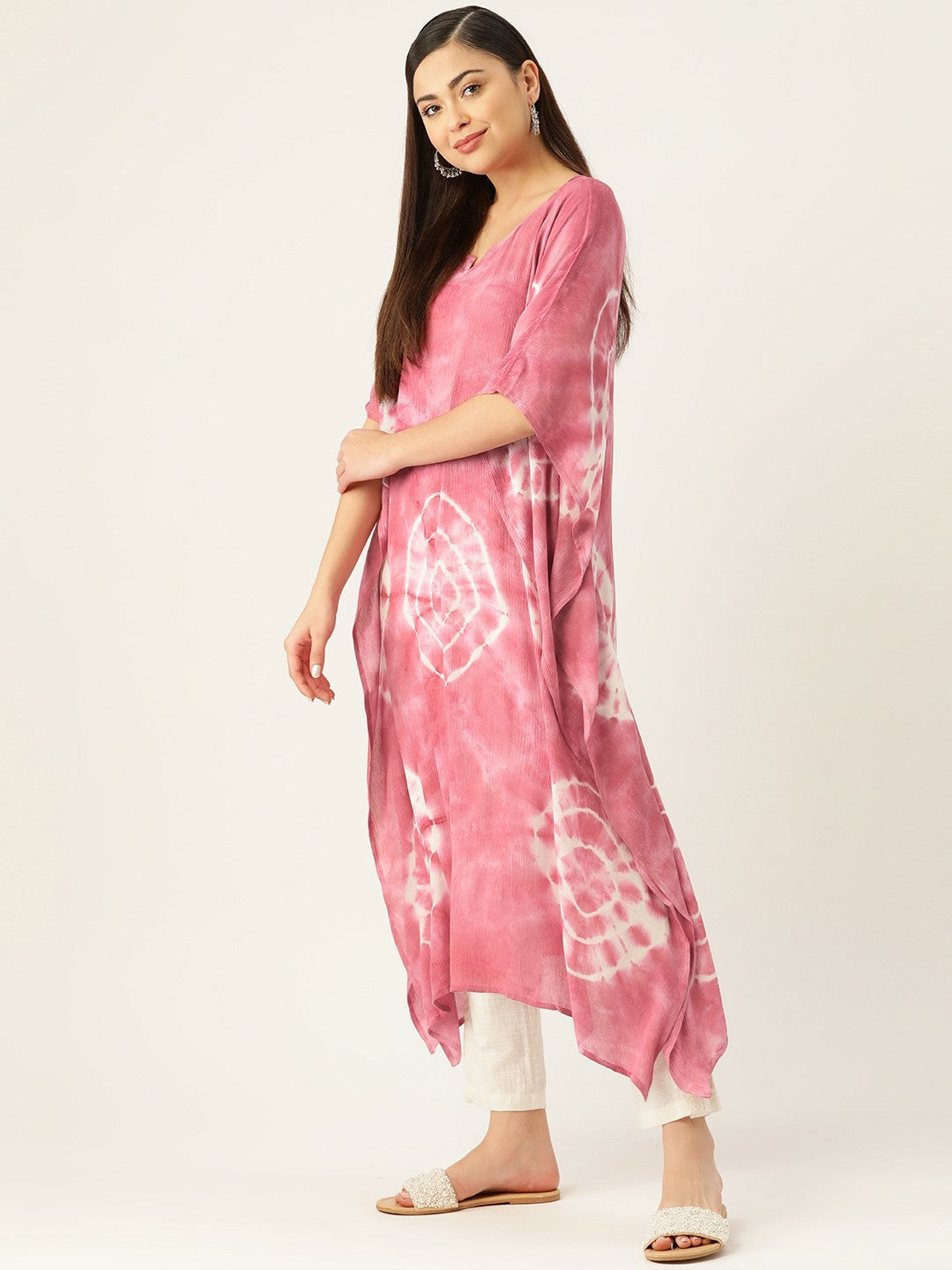 Pink & White Geometric Dyed Crepe Kaftan Kurta for Women – Stylish & Comfortable | Indiaista