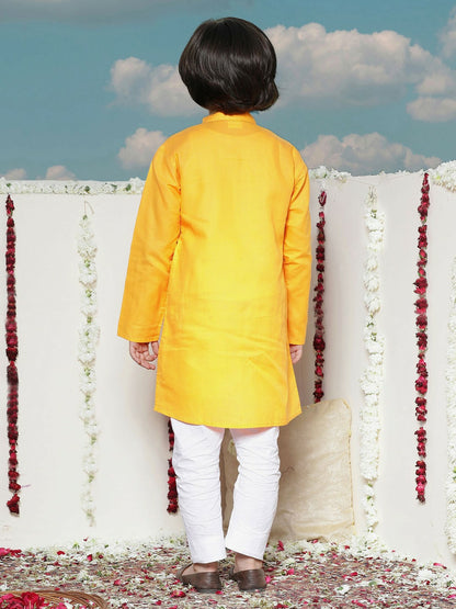 Buy Boys Kurta Sets Online – Stylish Ethnic Wear for Kids | Indiaista